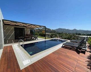 Muğla Bodrum'da Enfes Deniz Manzaralı, Özel Havuzlu, Modern Villa - 1