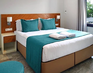 Bodrum Bitez'de Konforlu, Havuz ve Bahçe Manzaralı, 1+1 Suite Daire - 4