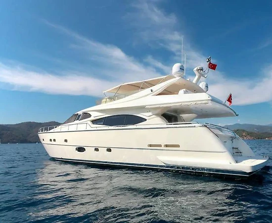 Bodrum'da Engin Sularda, Modern Tasarıma Sahip, Lüks Motoryat - 1