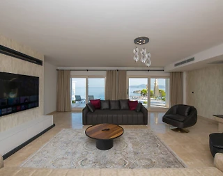 Muğla Bodrum Bölgesinde Doğa Manzaralı, Özel Havuzlu, 12 Kişilik Villa - 5