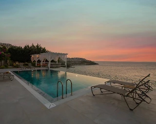 Muğla Bodrum Bölgesinde Doğa Manzaralı, Özel Havuzlu, 12 Kişilik Villa - 1