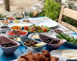 Bodrum Mazı'da Merkeze Yakın Konumda, 4 Kişi Kapasiteli, Konforlu Oda - 5