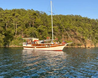 Bodrumun Enfes Maviliğinde, 4 Kabinli, Konforlu Gulet - 1