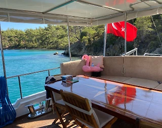 Bodrum'un Mavi Sularında, 3 Kabinli, 6 Kişilik, Konforlu Gulet  - 5