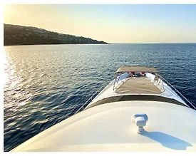 Bodrum'un Muhteşem Maviliğinde, 5 Kabinli, 32 Metre, Kiralık Motoryat - 3