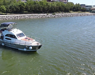 İstanbul Eyüp'te Enfes Mavi Sularda, 4 Kişilik, Modern Motoryat - 2