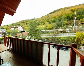 Bolu Abant'ta Dağ Manzaralı, 2 Kişi Kapasiteli, Modern Oda - 2