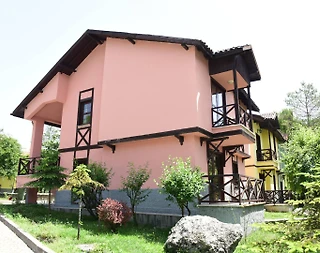 Bolu Abant'ta Doğayla Baş Başa, Ortak Havuzlu, Konforlu Villa - 2
