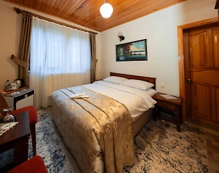 Bolu Abant'ta Konforlu Tesis İçerisinde, Modern Yapılı, Kiralık Oda  - 5