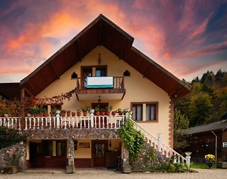 Bolu Abant'ta Konforlu Tesis İçerisinde, Modern Yapılı, Kiralık Oda  - 1