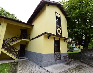 Bolu Abant'ta Balayı Çiftlerine Uygun, Ortak Havuzlu, Olanaklı Villa - 3