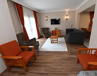 Bolu Abant'ta Tesis İçerisinde, Kapalı Ortak Havuzlu, 2+1 Villa - 4