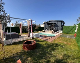 Antalya Döşemaltı'nda Balayı Çiftlerine Uygun, Özel Havuzlu, Bahçeli Tiny House - 3