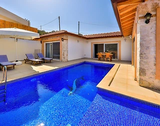 Antalya Kaş'ta Büyük Çakıl Plajına Yakın, Özel Havuzlu, Konforlu Villa - 4