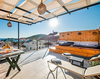 Kaş Kalkan'da Deniz Manzaralı, Çift Jakuzili, 4 Kişilik Tatil Evi - 4