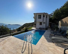 Marmaris Söğüt'te Enfes Manzaralı, Özel Havuzlu, Kiralık Villa - 2