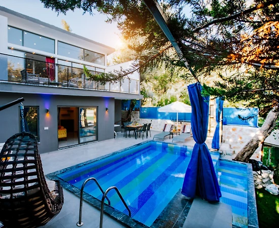 Kaş İslamlar'da Doğa İçerisinde, Özel Havuzlu, Saunalı Villa - 1