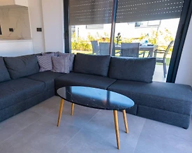 İzmir Çeşme'de Merkezi Konumda, Özel Havuzlu, Bahçeli,  Lüks Villa - 3