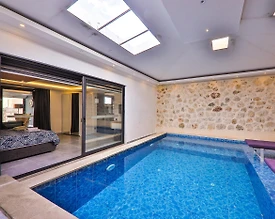 Kaş İslamlar'da Doğa ile İç İçe, Isıtmalı Özel Havuzlu, Kiralık Villa - 3