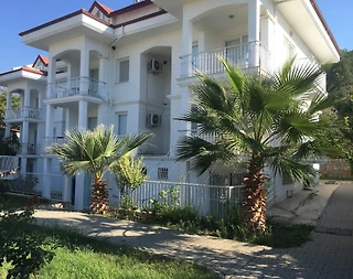 Fethiye Hisarönü'nde Merkezi Konumda, Ortak Havuzlu, Dubleks Daire - 1