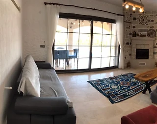 İzmir Çeşme'de Muhteşem Doğada, Özel Havuzlu, Geniş Bahçeli Villa - 5