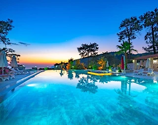 Kaş İslamlar'da Kalabalık Ailelere Uygun, Özel Havuzlu, Kiralık Villa - 2