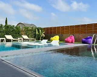 Antalya Serik'te Ferah Bahçeli, Isıtmalı Havuzlu, Konforlu Lüks Villa - 3