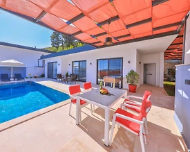 Kaş İslamlar'da Doğa Manzaralı, Özel Havuzlu, Jakuzili Villası - 3