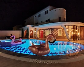 Serik Kadriye'de Ferah Tasarımlı, Yetişkin ve Çocuk Havuzlu, 3+1 Villa - 2