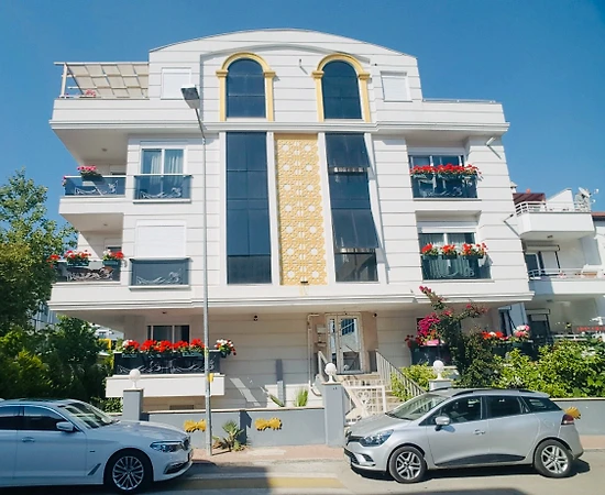 Konyaaltı Gürsu'da Plaja Yakın, Şehir Manzaralı, 1+1 Kiralık Suit - 1
