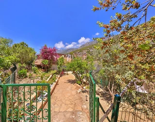 Kaş Andifili'de Eşsiz Doğa Manzaralı, Özel Bahçeli, Kiralık Tatil Evi - 3
