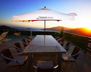 Kaş Bezirgan'da Muhteşem Deniz Manzaralı, Özel Havuzlu, Modern Villa - 4