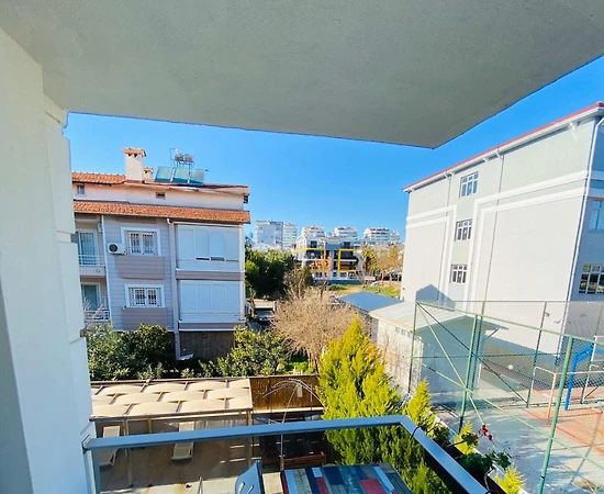 Konyaaltı Gürsu'da Balayı Çiftlerine Uygun, Havuz Manzaralı, 1+1 Suit - 1