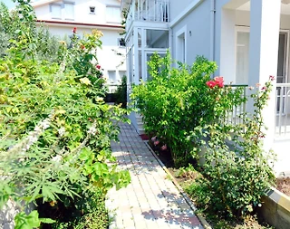 Fethiye Akarca'da Çalış Plajı'na Yakın, Merkezi Konumda, Konforlu Ev - 2