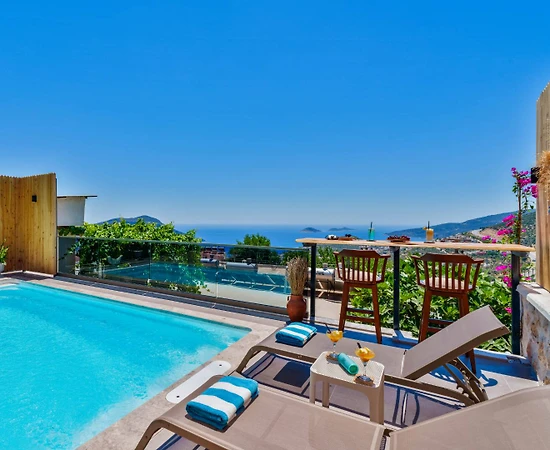 Kaş Kördere'de Enfes Deniz Manzaralı, Özel Havuzlu, 1+1 Villa - 1