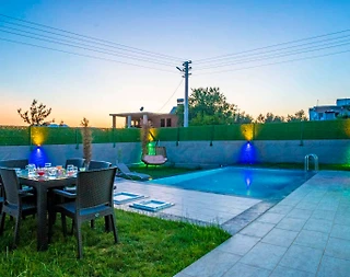 Kaş Çavdır'da Geniş Bahçeli, Özel Havuzlu, Balayı Villası - 4