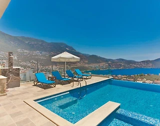 Kalkan'da Deniz Manzaralı, Yetişkin ve Çocuk Havuzlu, Konforlu Villa - 4