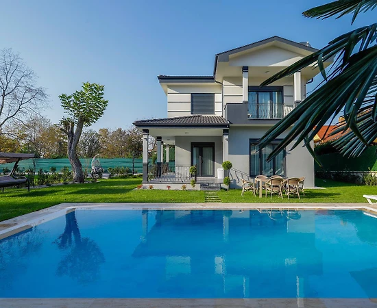 Sakarya Sapanca'da Geniş Ailelere Uygun, Özel Havuzlu, Tatil Villası - 1