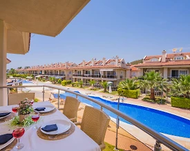 Fethiye Foça'da Site İçerisinde, Ortak Havuzlu, Kiralık Apart - 3