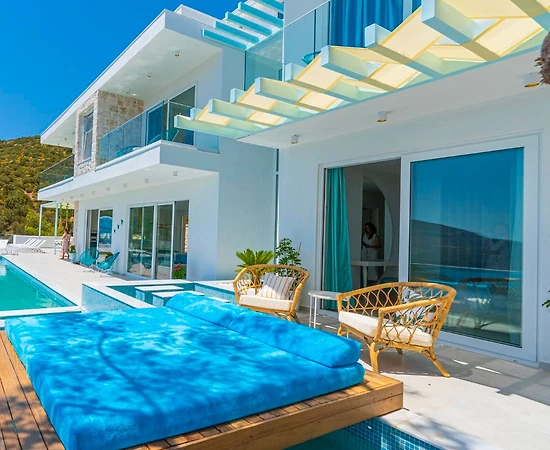 Kaş Kalkan'da Muhteşem Deniz Manzaralı, Özel Havuzlu, Lüks Villa - 1