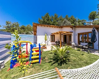 Kaş İslamlar'da Doğa Manzaralı, Özel Havuzlu, Konforlu Villa - 3