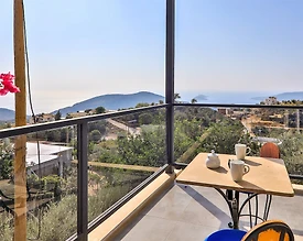 Kaş Bezirgan'da Merkezi Konumda, Isıtmalı Havuzlu, Kiralık Villa - 2