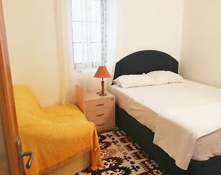 İzmir Çeşme'de Merkezi Konumda, Konforlu Tasarımlı, Dubleks Ev - 5