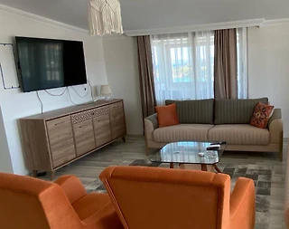 Çeşme Dalyan'da Çekirdek Ailelere Uygun, Deniz Manzaralı Lüks Ev - 5