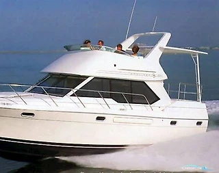 İzmir Çeşme'de Ege'nin Mavi Sularına Açılan, 4 Kişilik Motoryat - 1