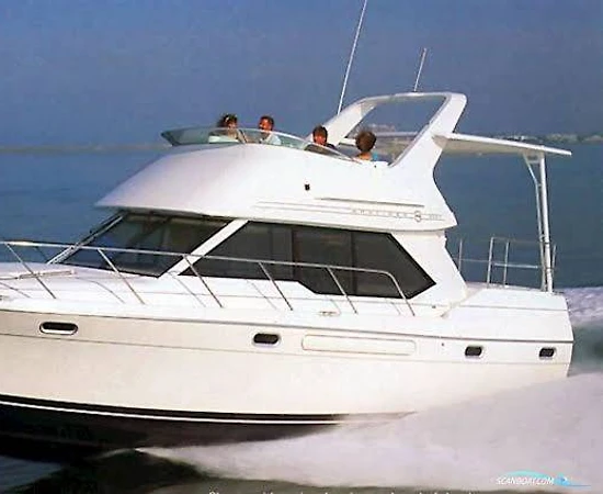 İzmir Çeşme'de Ege'nin Mavi Sularına Açılan, 4 Kişilik Motoryat - 1