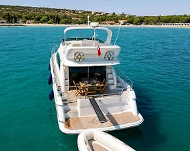 Çeşme Dalyan'ın Engin Maviliklerinde, 4 Kişilik, Lüks Motoryat - 3