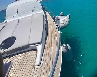 Çeşme Dalyan'ın Engin Maviliklerinde, 4 Kişilik, Lüks Motoryat - 5