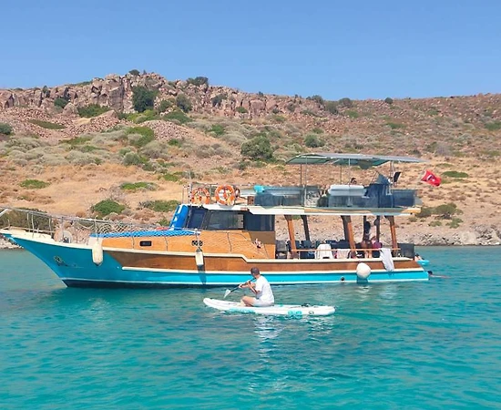 Çeşme Ildır'da Masmavi Sularda, 10 Kişilik, Günlük Tur Guleti - 1