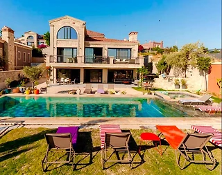 Çeşme Ovacık'ta Kalabalık Ailelere Uygun, Özel Havuzlu, Lüks Villa - 2